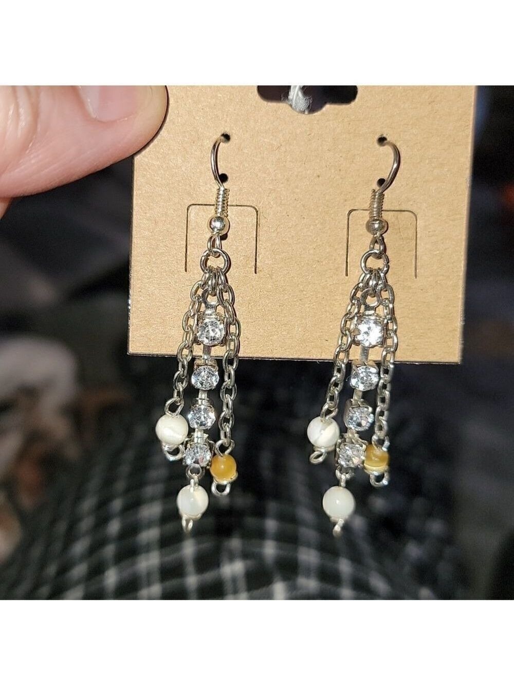 Beaded Dangling Earrings #E114